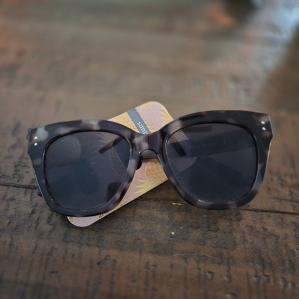 Simply Southern Tortoise Shell Cat Eye Sunglasses – Classic Retro Chic